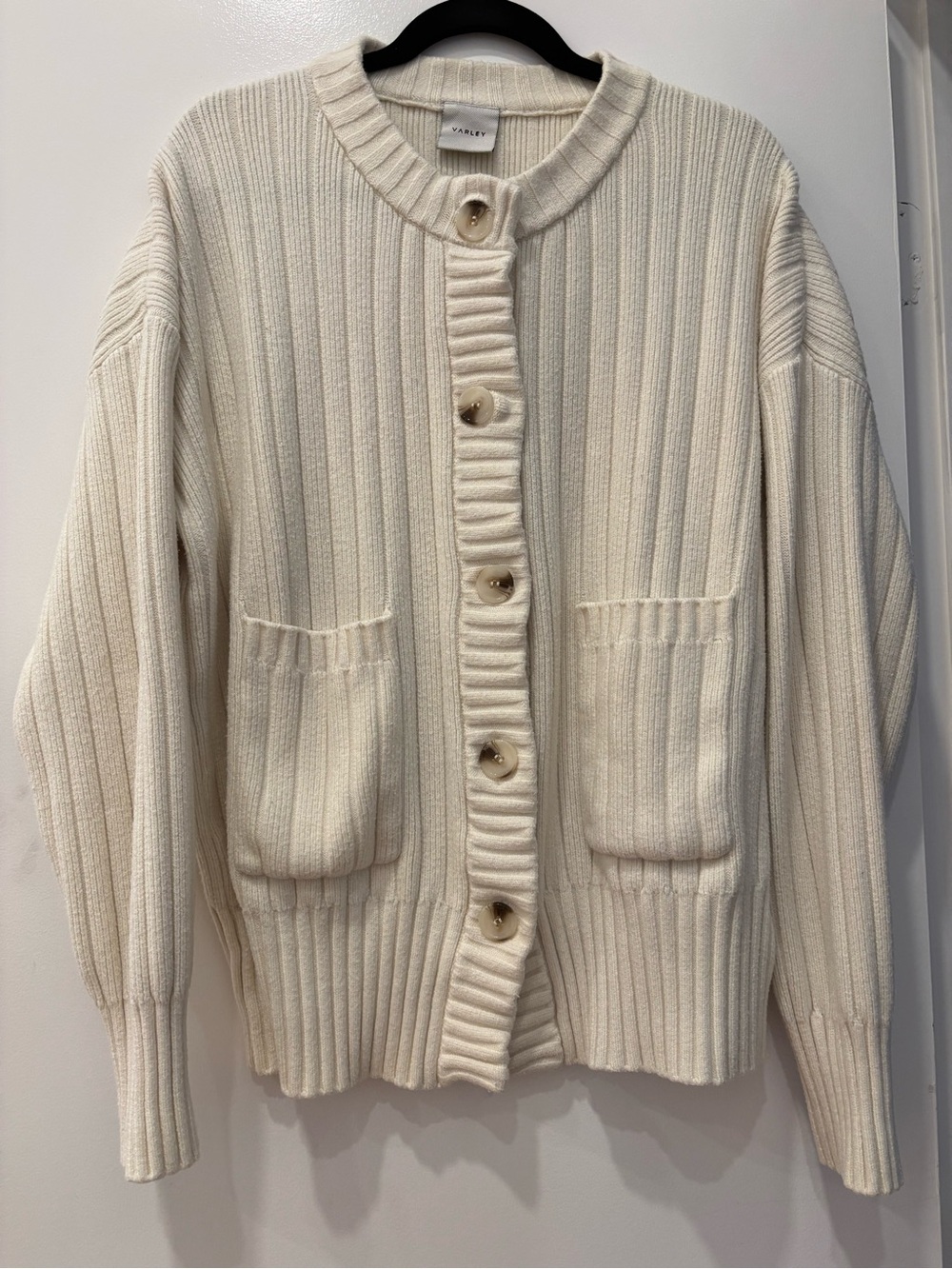 Varley Pensdale Relaxed chunky Knit button down Cardigan Ribbed Crew Sweater